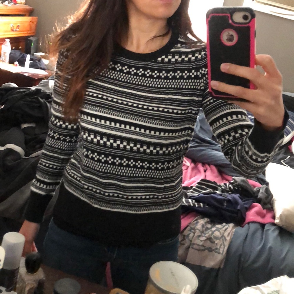 Black and white sweater